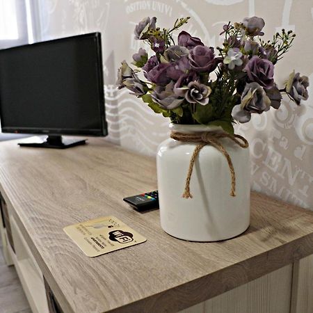 Apartamentos Credencial Саррия Экстерьер фото