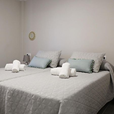 Apartamentos Credencial Саррия Экстерьер фото