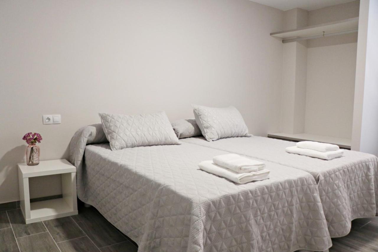 Apartamentos Credencial Саррия Экстерьер фото