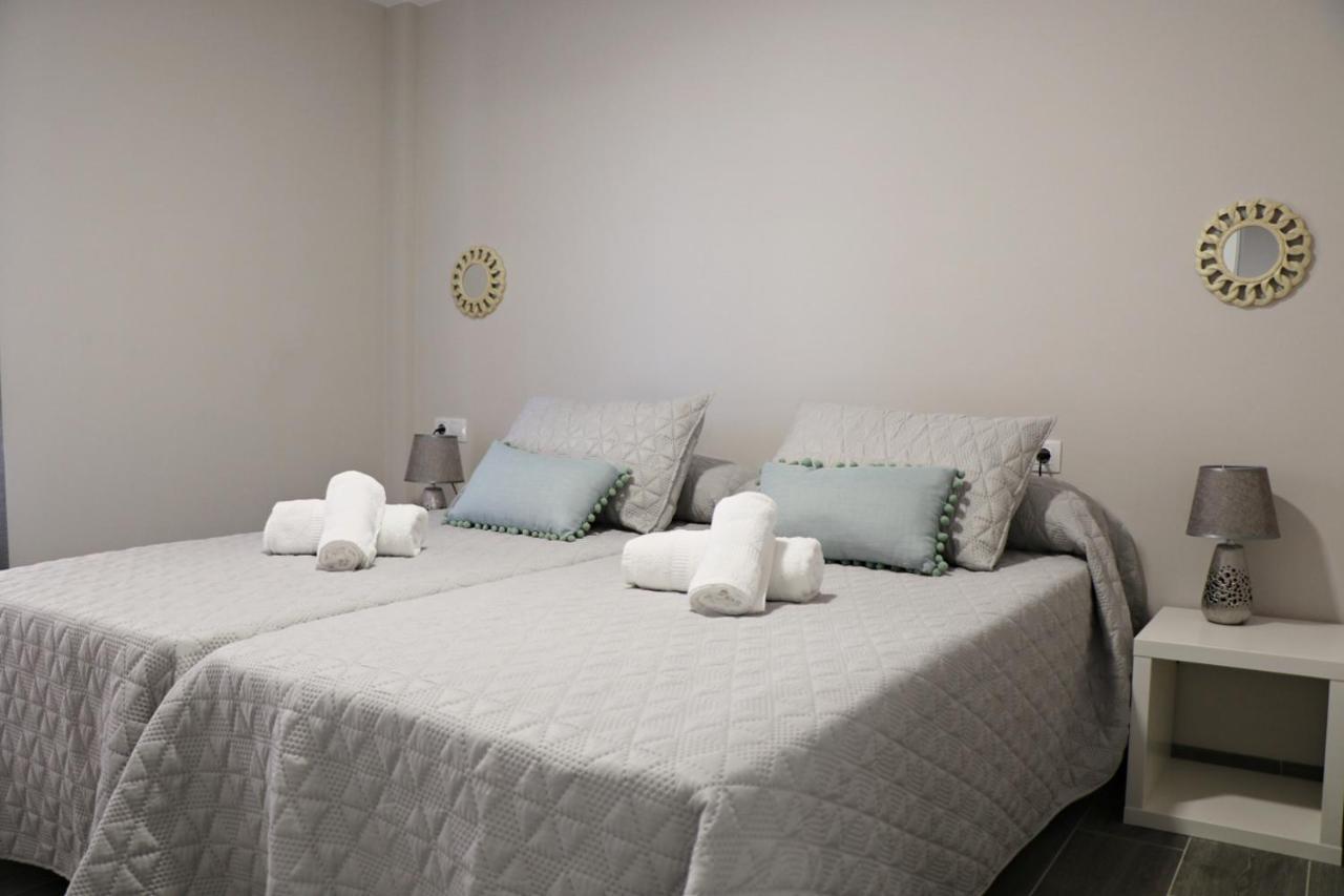 Apartamentos Credencial Саррия Экстерьер фото