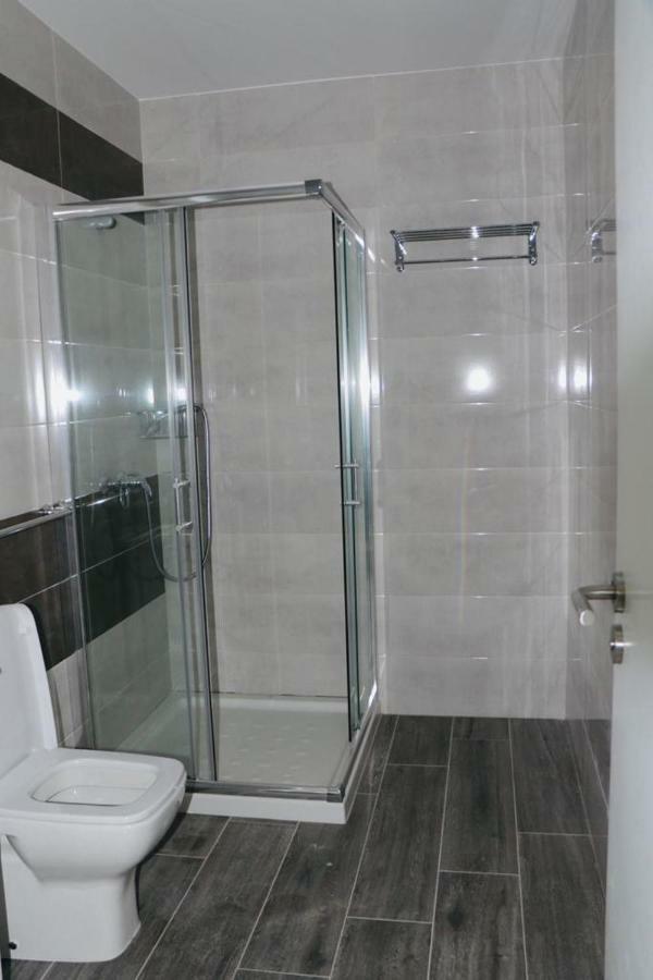 Apartamentos Credencial Саррия Экстерьер фото
