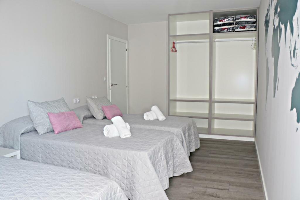 Apartamentos Credencial Саррия Экстерьер фото