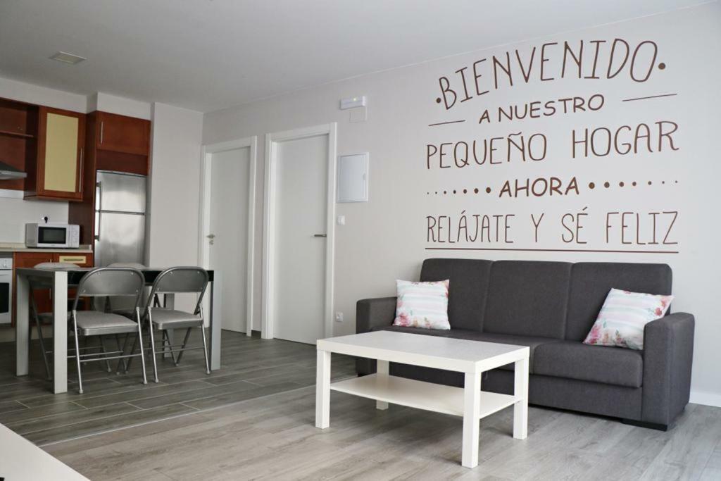 Apartamentos Credencial Саррия Экстерьер фото
